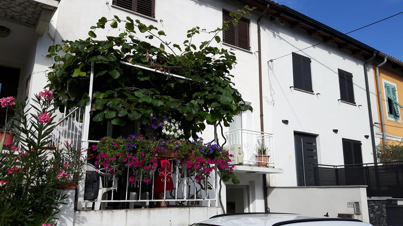 Apartment Laguna 08A Izola Exterior photo